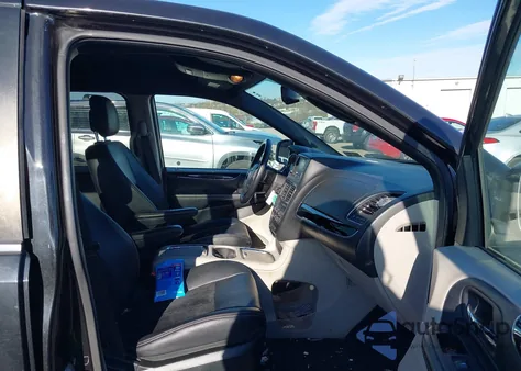 2018 Dodge Grand Caravan Sxt from USA, damaged, VIN 2C4RDGCG6JR241324